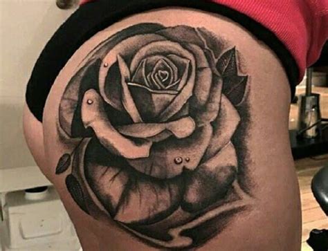 tatuajes para la nalga|Tatuajes lindos en la nalga